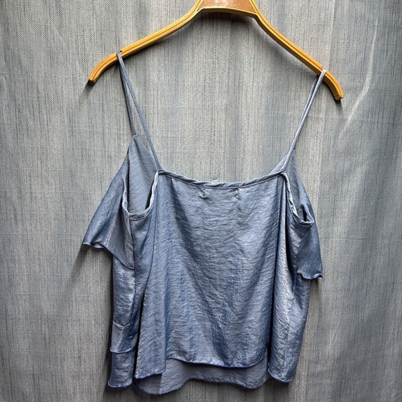Work hall Blue Asymmetrical Ruffled Camisole size medium - Picture 6 of 7